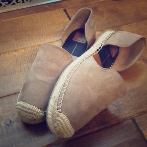 Suede espadrille